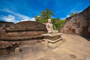 antiche rovine di watadagaya a polonnaruwa sri lanka foto