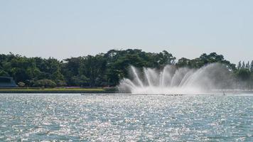 acqua Conservazione lago o serbatoio a il pubblico parco suan luang rama ix. foto