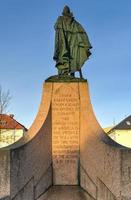 statua di leif eriksson nel reykjavík, Islanda foto