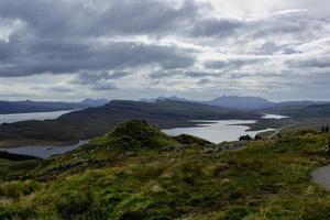 lago lethan panorama, isola di skye foto