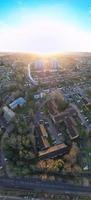 bellissimo aereo Visualizza di città luton città di Inghilterra appena prima tramonto foto