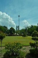 sidoarjo, Indonesia, 2022 - giardino paesaggio con lussureggiante alberi foto