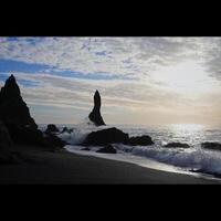 spiaggia di sabbia nera foto