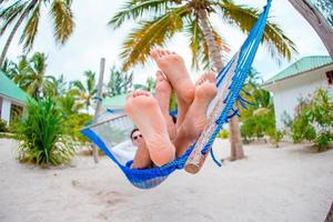 famiglia su estate vacanza rilassante nel amaca foto