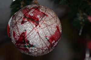 Natale albero ornamento a il mercato foto