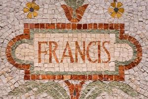 papa Francesco nome nel rosso mosaico patchwork foto