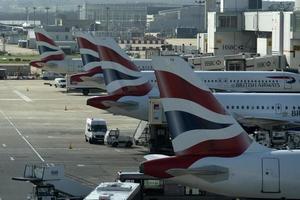 Londra, unito regno - marzo 24 2019 - gatwick aeroporto operazioni foto