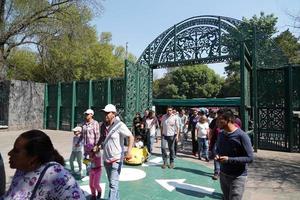 Messico città, febbraio 3 2019 - cittadina parco chapultepec affollato di persone su Domenica foto