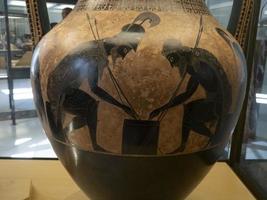 Attico etrusco greco nero dipinto figura ceramica tazza foto