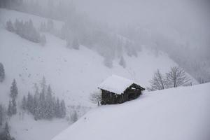 inverno paesaggio nel austriaco Alpi foto