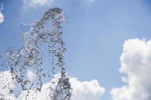 acqua spruzzo nel il cielo foto