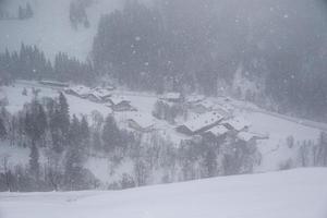 inverno paesaggio nel austriaco Alpi foto