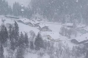 inverno paesaggio nel austriaco Alpi foto