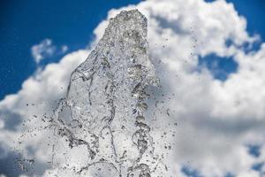 acqua spruzzo nel il cielo foto