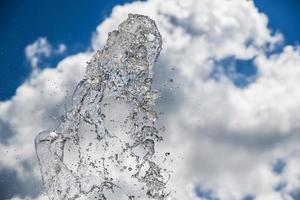 acqua spruzzo nel il cielo foto