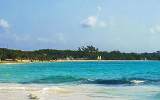 tropicale caraibico spiaggia chiaro turchese acqua playa del Carmen Messico. foto