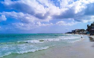 tropicale caraibico spiaggia chiaro turchese acqua playa del Carmen Messico. foto