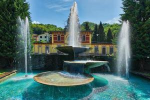 fontane di san pellegrino terme posti di turismo nel settentrionale Italia foto