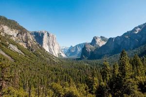 tunnel Visualizza nel Yosemite nazionale parco foto