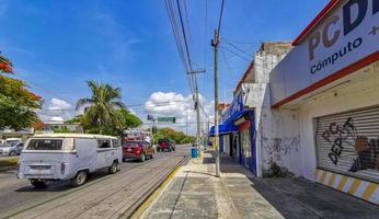 playa del carmen quintana roo mexico 2021 strada tipica e paesaggio urbano di playa del carmen mexico. foto