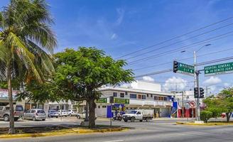 playa del carmen quintana roo mexico 2021 strada tipica e paesaggio urbano di playa del carmen mexico. foto