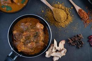 curry tailandese di massaman foto