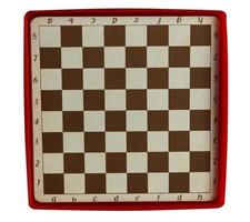 plastica scacchi tavola isolato su un' bianca sfondo. foto