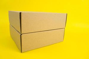 scatola di carta con colore sfondo foto