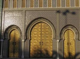 d'oro cancello per il palazzo di il re di Marocco nel fez foto