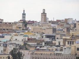 panoramico Visualizza di meknes, un' città nel Marocco quale era fondato nel il 11 ° secolo di il almoravidi foto