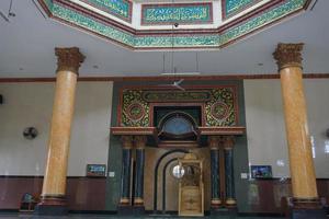 interni nel il jami baitul kudus moschea, bogor, Indonesia. foto