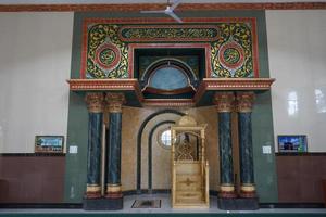 interni nel il jami baitul kudus moschea, bogor, Indonesia. foto