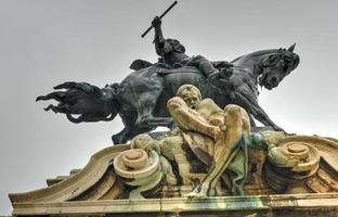 Buda castello e il statua di Principe eugene di Savoia foto