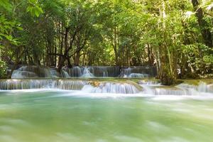 cascate huai mae khamin foto