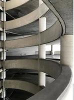 parcheggio garage spirale foto