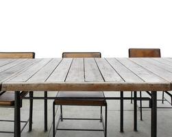 tavolo e sedie su sfondo bianco foto
