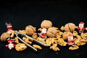 noce noccioli siamo il maggior parte popolare noccioline a Natale tempo foto