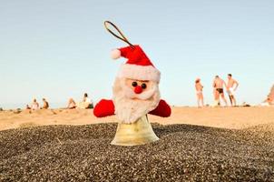 Santa a il spiaggia foto