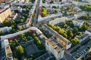 aereo Visualizza di città Residenziale quartiere a tramonto foto