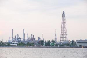 impianto di raffineria di petrolio in thailandia foto