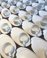 piatti e tazze vuoti