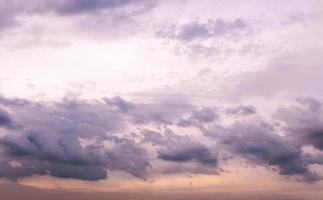 crepuscolo cielo con nube sfondo foto