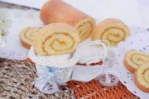 torta con delizioso ananas marmellata come un' sfondo foto