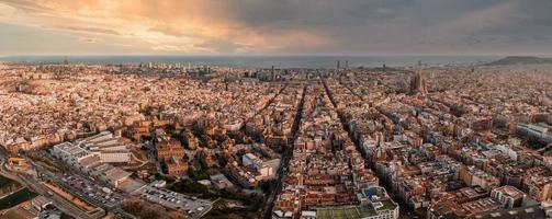 Barcellona strada aereo Visualizza con bellissimo modelli nel Spagna. foto