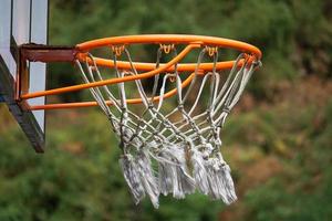 canestro da basket di strada foto