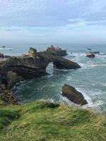 vergine su il roccia, biarritz Francia. Rocher de la virge foto