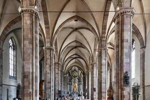Bolzano, Italia - agosto 13, 2021, esterno Visualizza di il Gotico Cattedrale di Bolzano, Italia foto