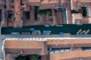 aereo Visualizza di il vecchio veneziano tetti nel Venezia, Italia. foto