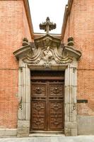 barocco facciata di il santo Nicholas Chiesa iglesia de san nicolas nel Madrid, Spagna foto