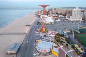 aereo Visualizza lungo coney isola nel brooklyn, nuovo York a Alba. foto